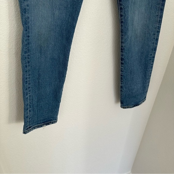 Levi’s Wedgie Icon Fit Jeans Medium Wash Size 27 Women’s Cotton Low Stretch Crop - Picture 5 of 12
